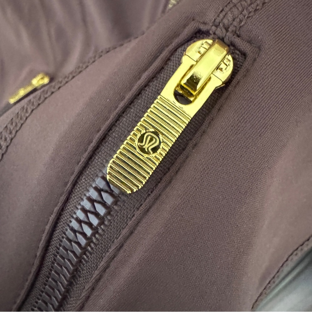 Lululemon Women's Brown Zip-Up Activewear - Picture 9 of 11